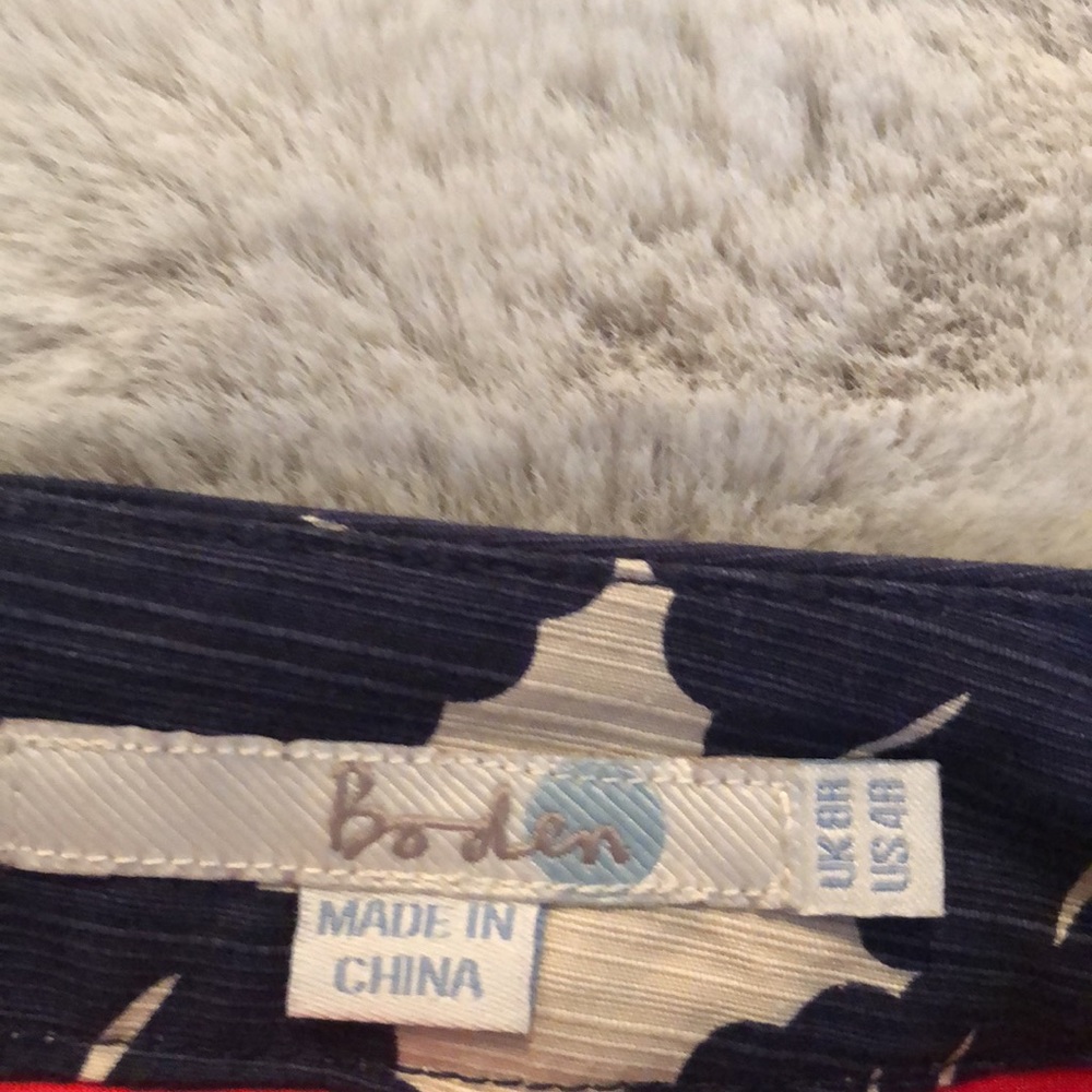 Boden Navy and Cream skirt NEW. NEVER WORN - Picture 5 of 5